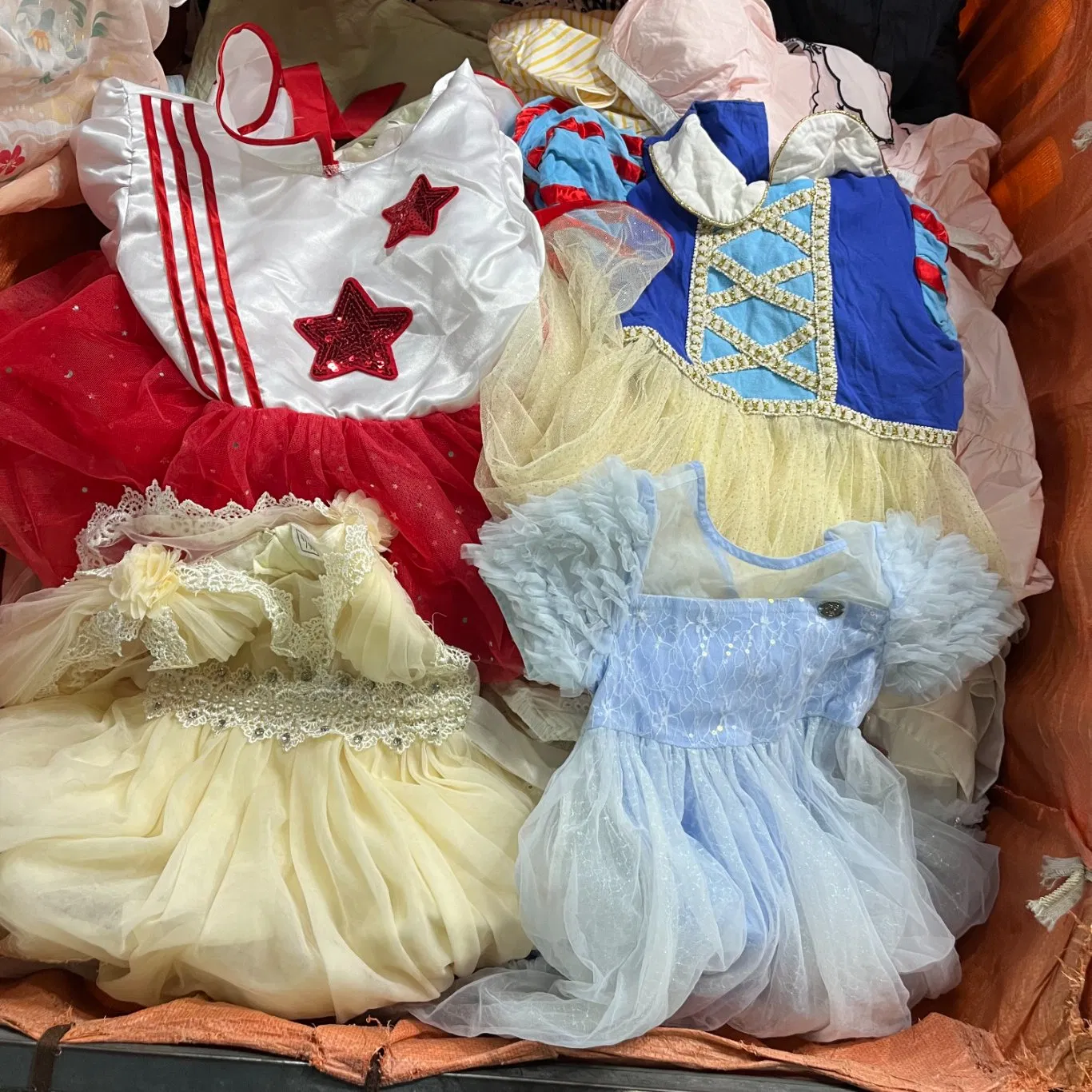 Bultos de ropa usada al por mayor, vestidos de fiesta de segunda mano para niños, tamaños mixtos, vestidos de niños de segunda mano para venta al por mayor