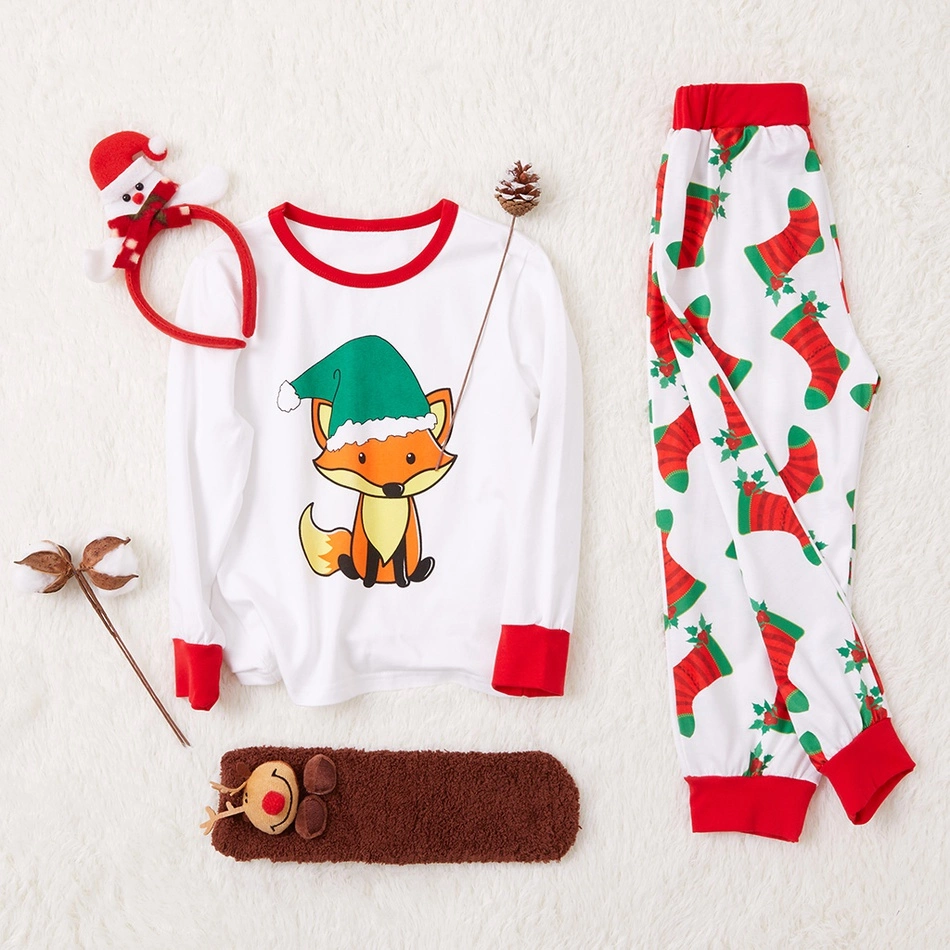 Conjunto Familiar de Navidad Pijamas a Rayas de Manga Larga a Juego con Calcetines de Navidad para Adultos y Niños