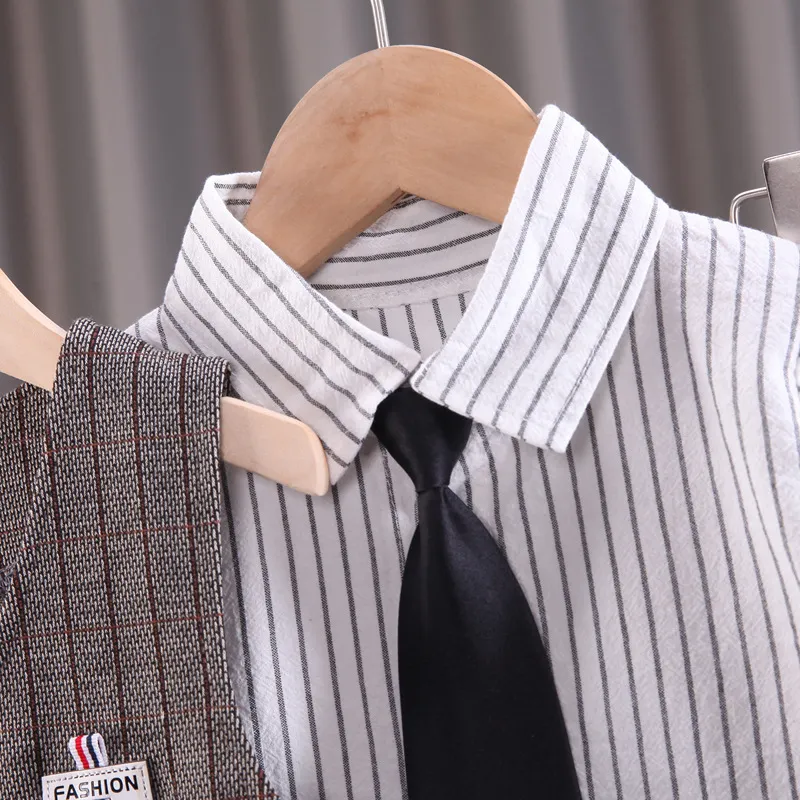 Camisa y pantalón de vestir bebé