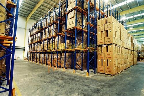 Warehouse Storage Rack Use Cold Room Steel Heavy Duty Drive in Pallet Racking System