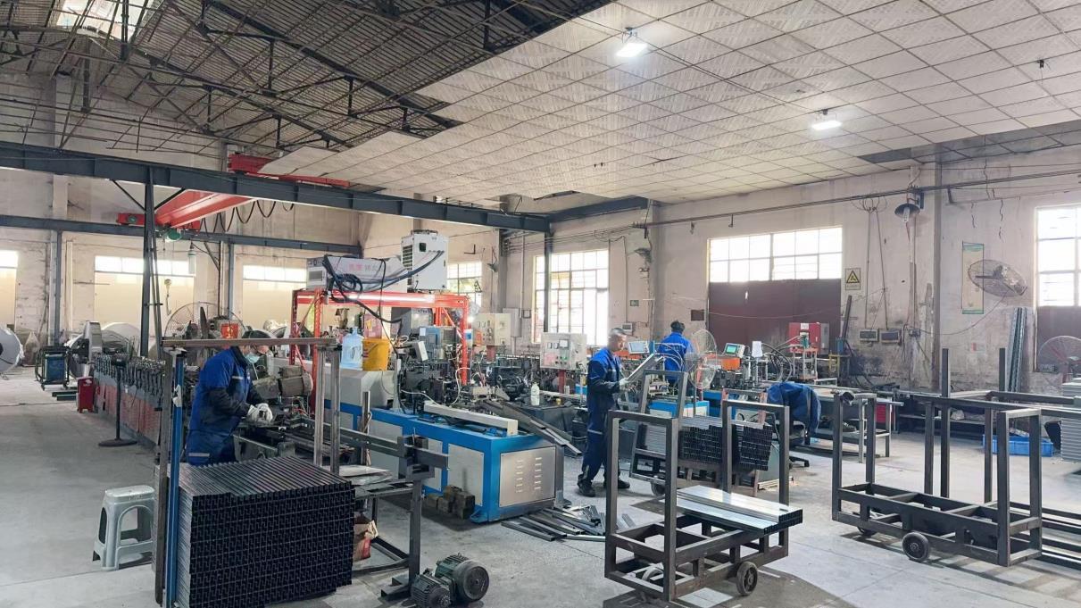 Automatic Pipe Cutting Machine