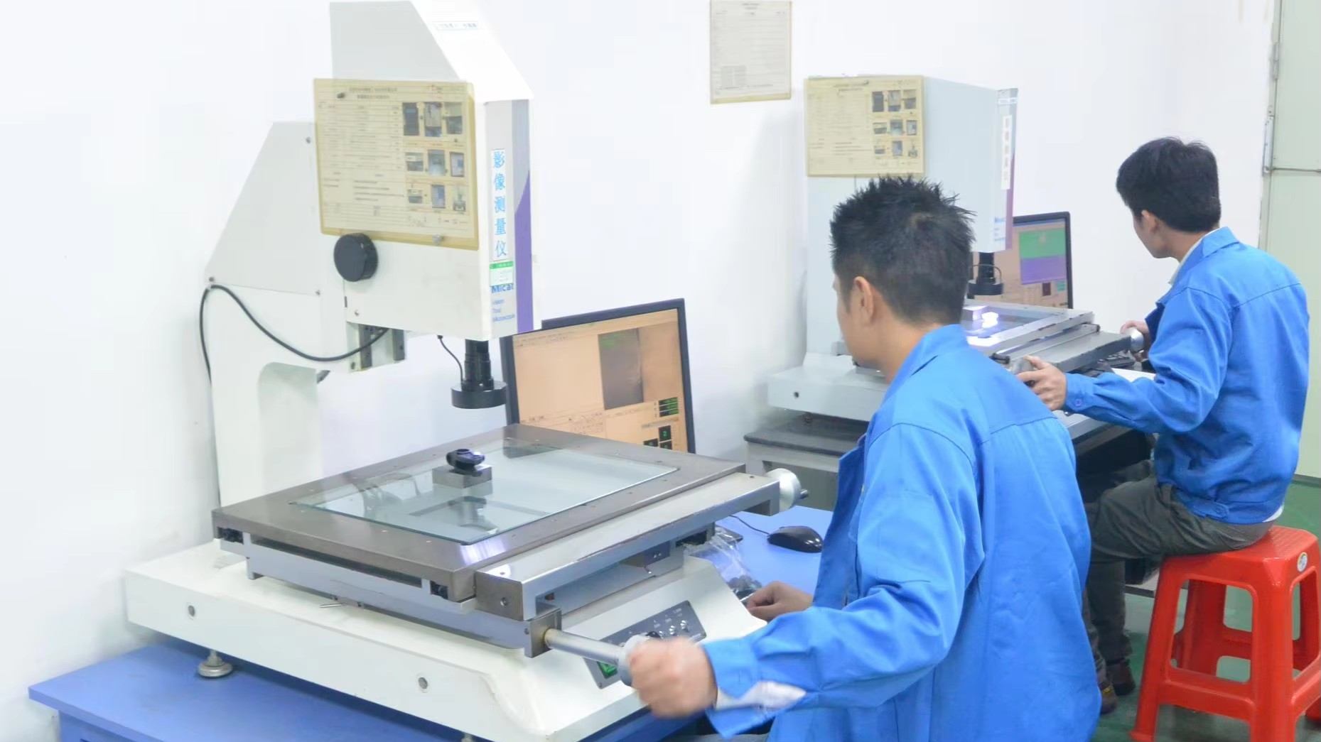 Image measuring instrument for non-contact optical motor part inspection