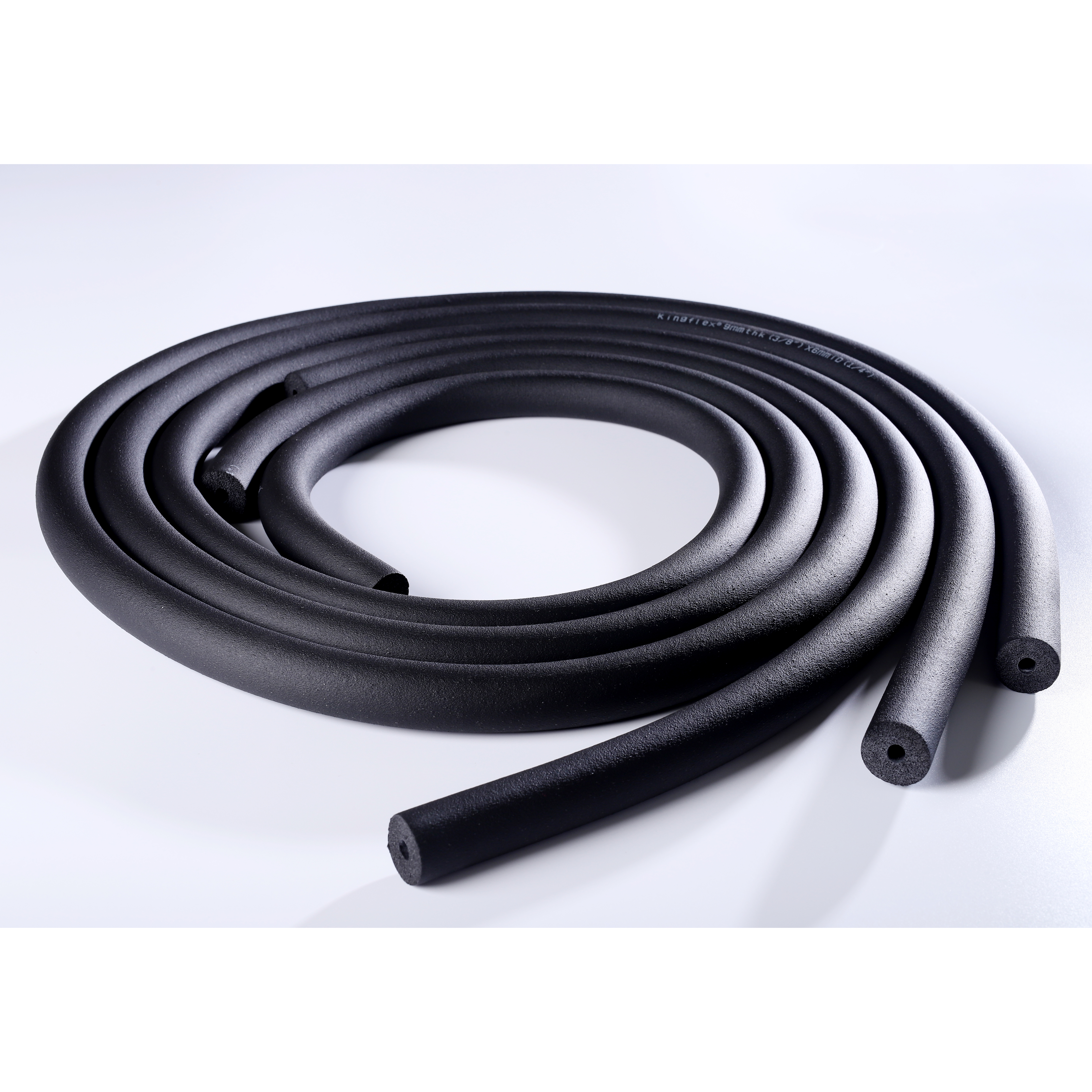 China Kingflex insulation tube is a flexible closed-cell elastomeric nitrile foamed insulation Manufacturers, Factories