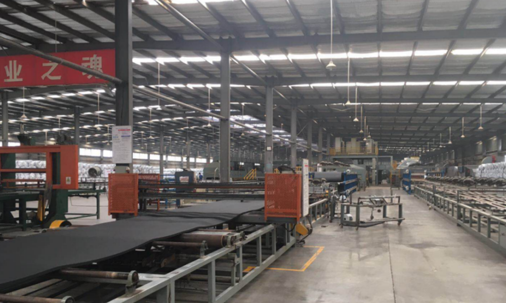 Packaged rubber foam sheet