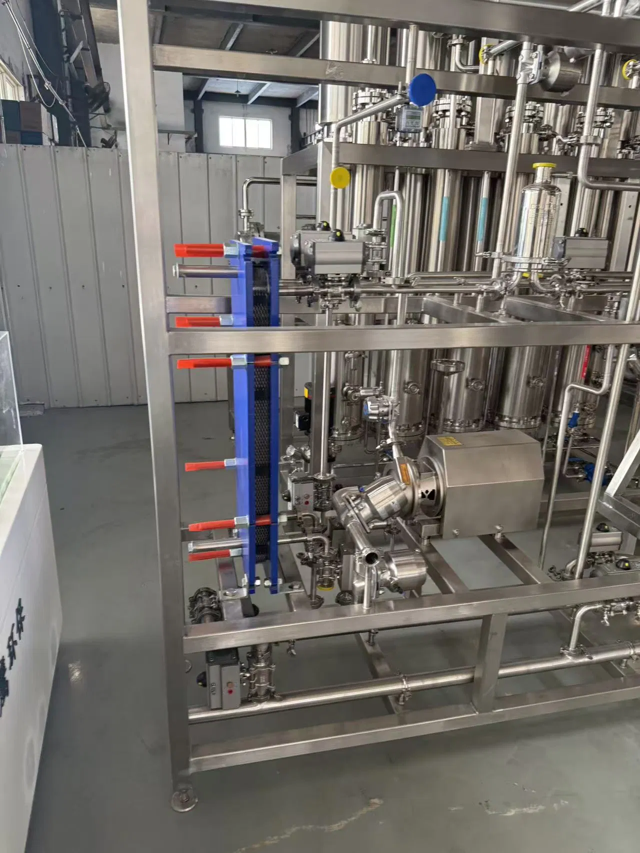 Innovative Distribution Solutions for Pharmaceutical Piping Systems with Clamps