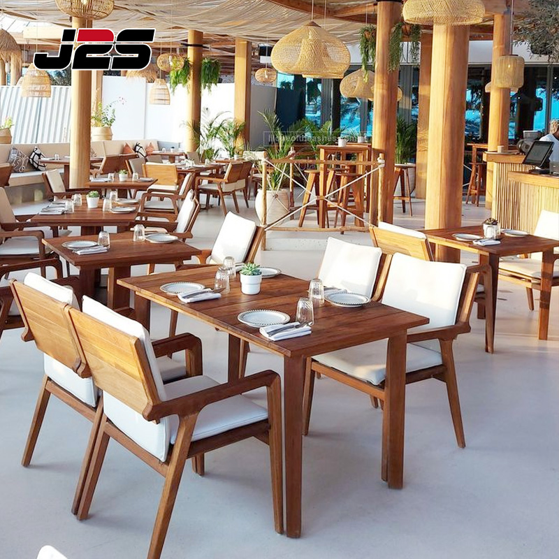 J2s Commercial Resort Restaurant Outdoor Tables and Chairs Sets Solid Teak Wood Tables and Chairs with White Cushions for Beach Hotel Project