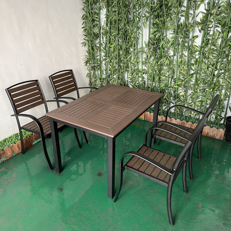 Outdoor Furniture Brushed Aluminum Frame Plastic Wood Restaurant Patio Outdoor Tables and Chairs Furniture