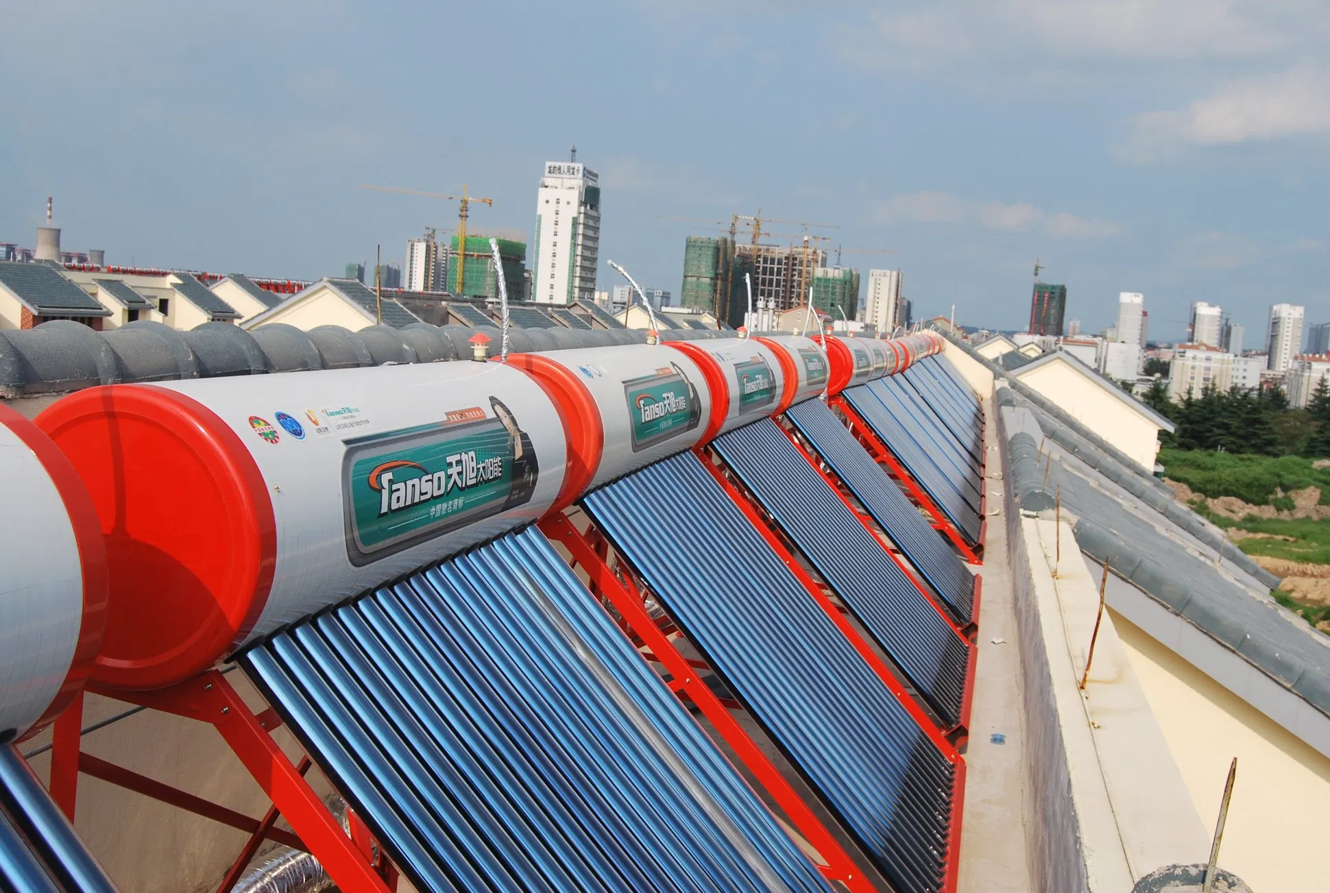 Winter Commercial Solar Water Heating System for Hard Water