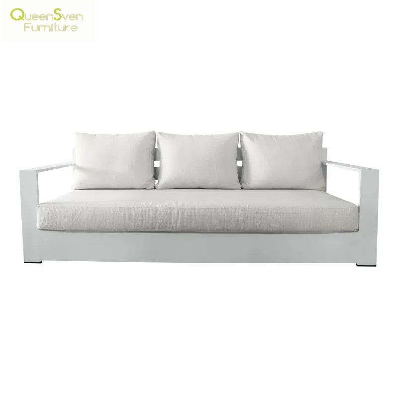 Outdoor Sofa Detail 3