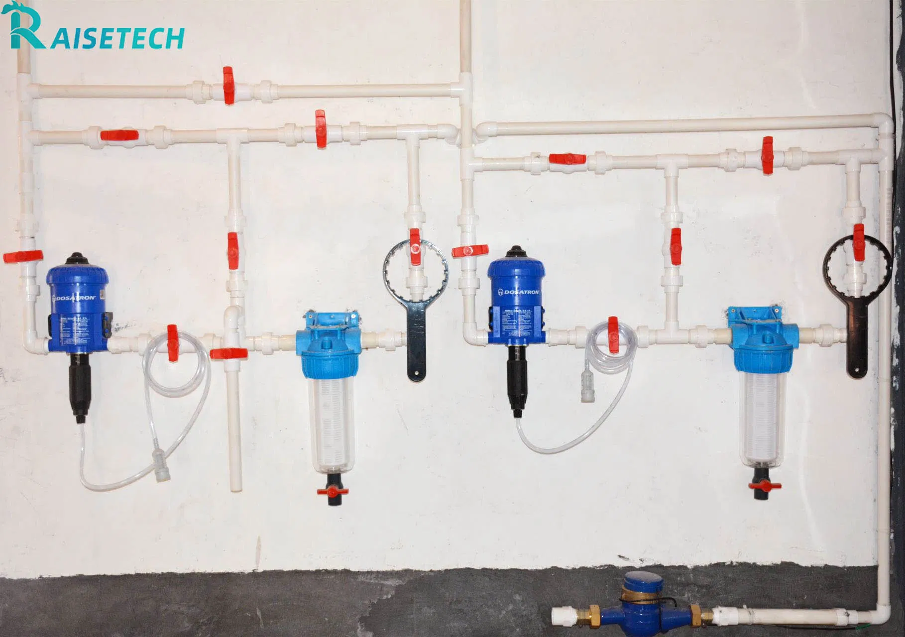 Rsisetech Breeder Drinking System - Ideal for Commercial Breeding Farms