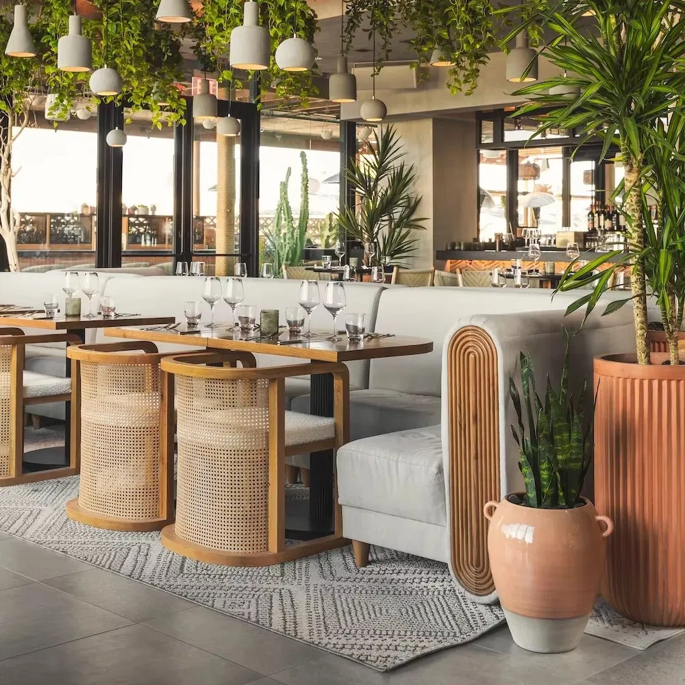 Outdoor Fast Food Furniture Cafe Rattan Table and Chairs Set Luxury Banquette Dining Bench Booth Seating Sofa for Restaurant