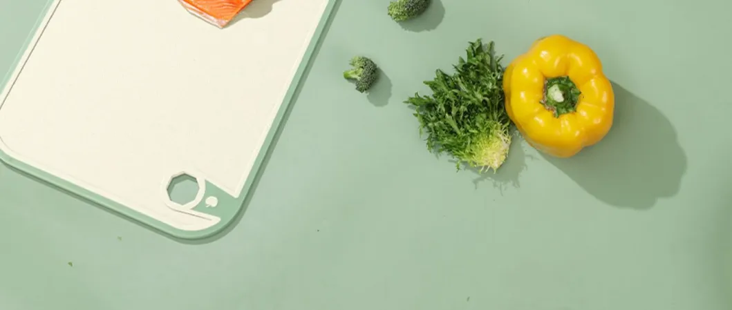 Cutting Board Detail