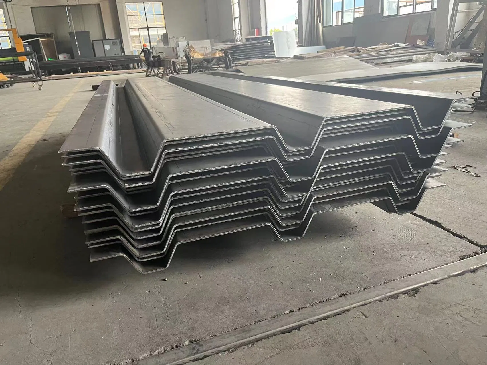 ASTM A36 Corrugated Steel Sheet Manufacturer Thick 0.3-12mm Structual Materials Manufacturer S400 Large Customized Non-Standard Heavy-Duty Corrugated Sheet