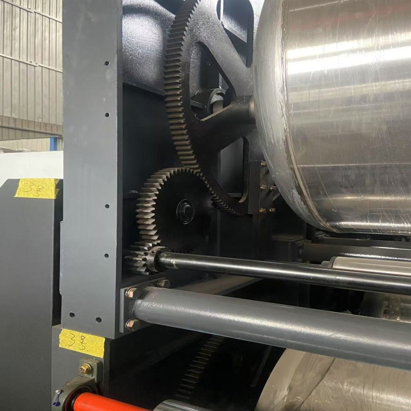 High-Speed Heavy-Duty Five-Layer Corrugated Board Die-Cutting Machine