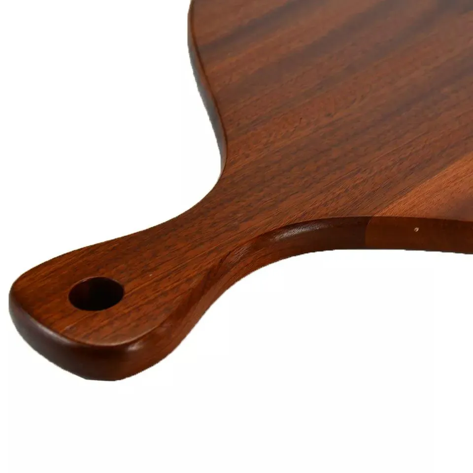 Walnut Wood Cutting Board Texture