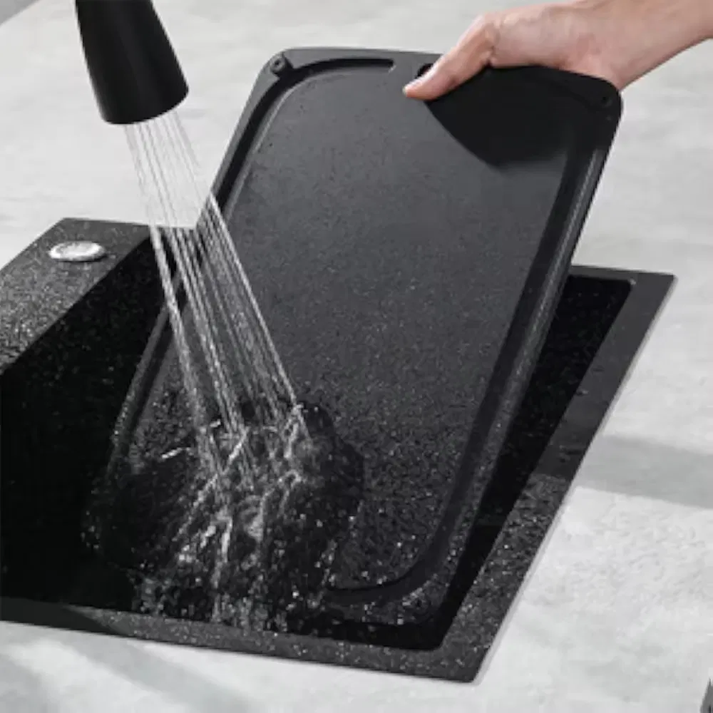 BPA Free Juice Grooves Hanging Hole Design Black Composite Wood Fiber Cutting Board