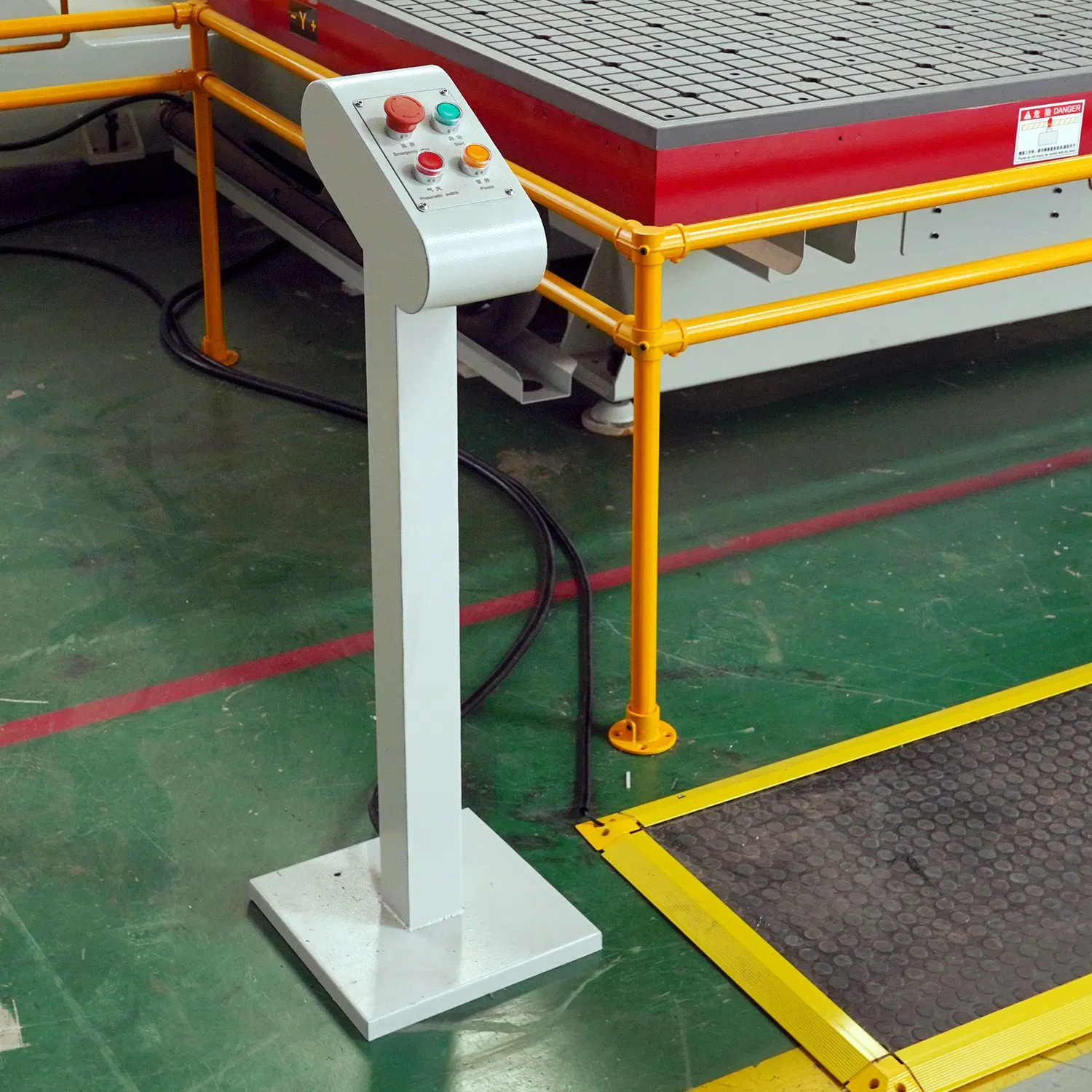 Heavy Duty CNC Solid Wood Drilling Milling Cutting Machine for Thick Wood Board Processing