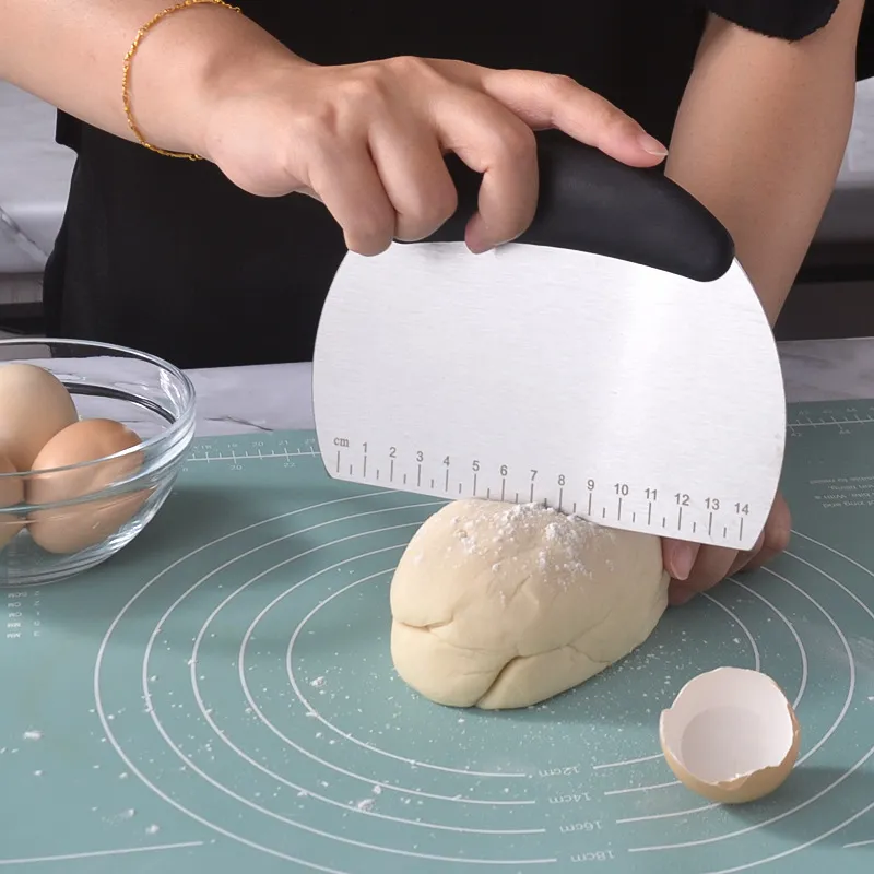 Dough Scraper Detail 4