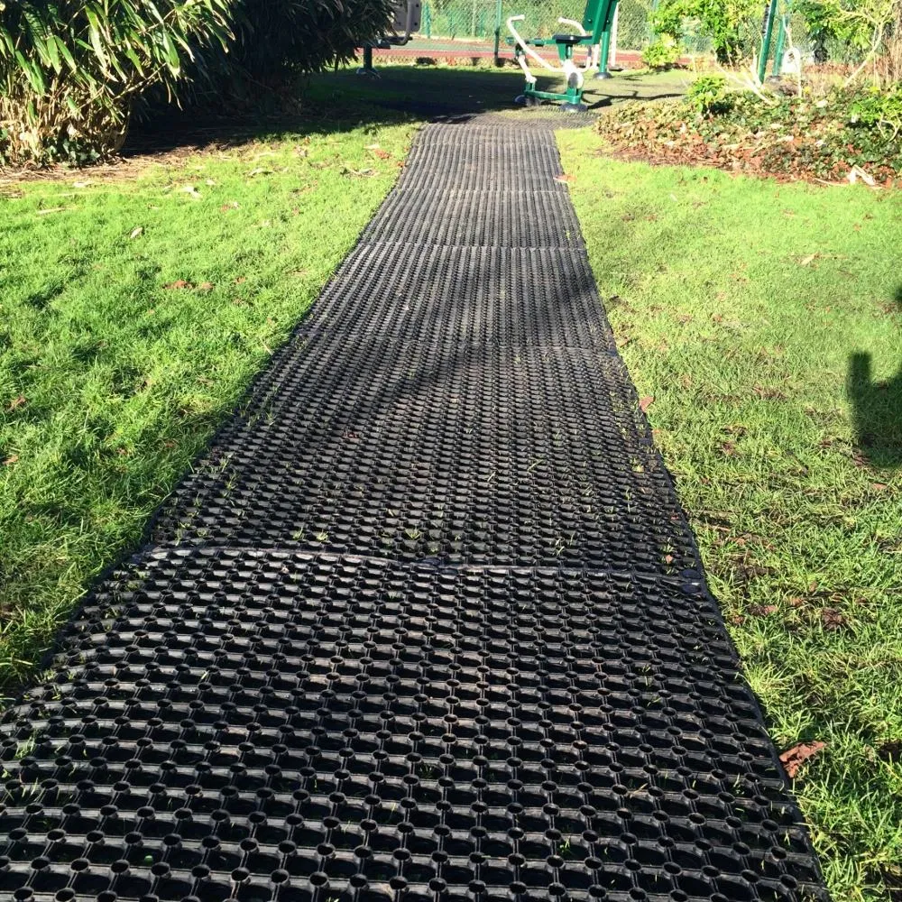 Best-Selling HDPE Plastic Paving Slabs Lightweight Customizable Non-Slip Ground Protection Boards Various Sizes Offering Cutting