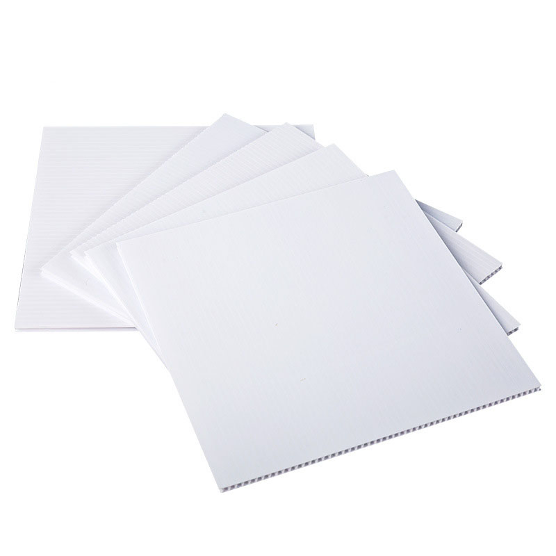 Customized 4mm Correx Sheet Waterproof Corrugated Plastic Lightweight PP Hollow Sheet Coroplast Board