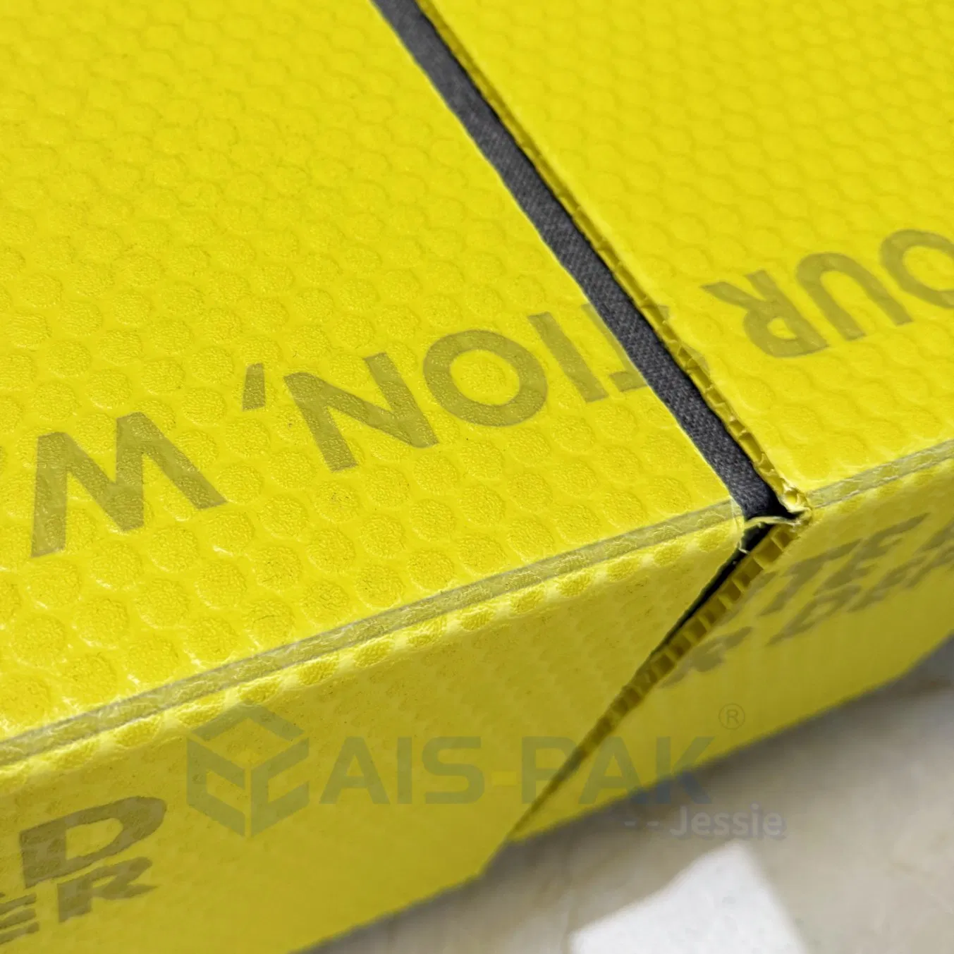 3mm 5mm Fire Retardant PP Honeycomb Stair Floor Surface Protection Board