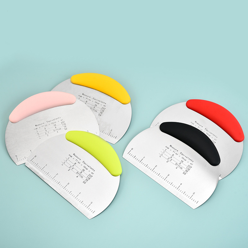 2025 Pastry Scraper Stainless Steel Noodle Knife Cake Scraper with Scale Pastry Cutters Baking Cake Cooking Dough Scraper Baking Accessories