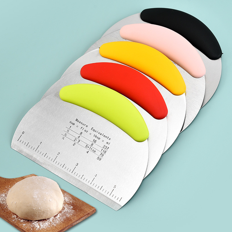 2025 Pastry Scraper Stainless Steel Noodle Knife Cake Scraper with Scale Pastry Cutters Baking Cake Cooking Dough Scraper Baking Accessories