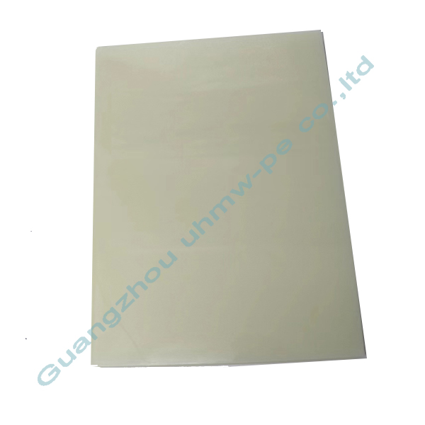Lightweight Polythene Cutting Board Durable and Easy to Clean Plastic Board for Everyday Use