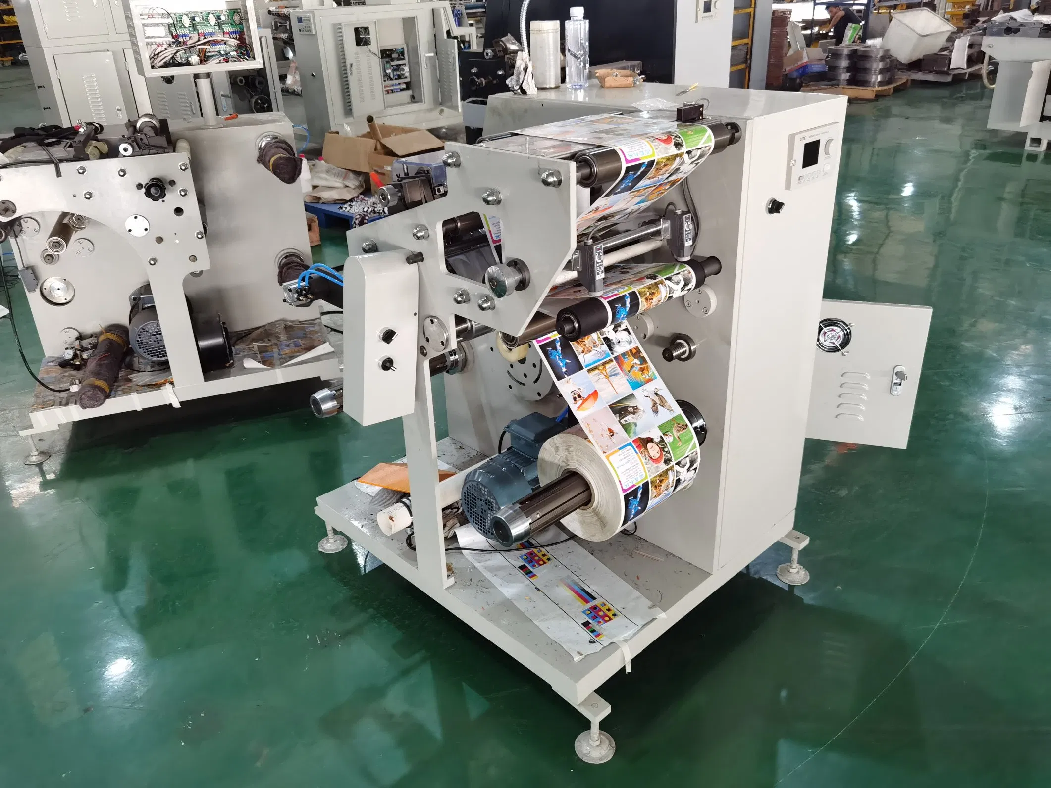 Great Mechanical Property High Brand Awareness Multifunctional Film Plastic Paper Slitting Device