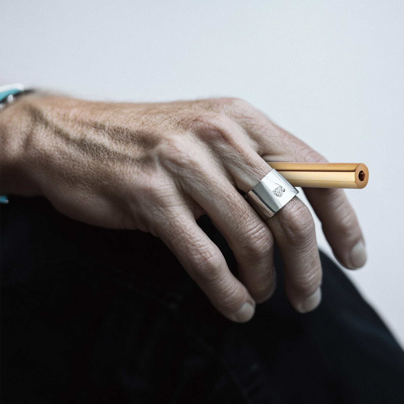 Custom Flavored Press air Quit Smoking Stick Smokeless Free-Nicotine Inhaler with Flavor Cores