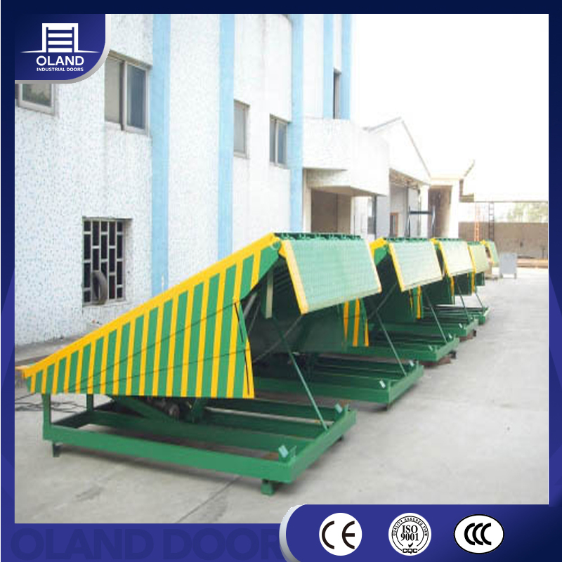 High Quality Electric Hydraulic Dock Leveler Lift Table Warehouse Forklift Container Loading Ramp for Logistics Center or Workshop