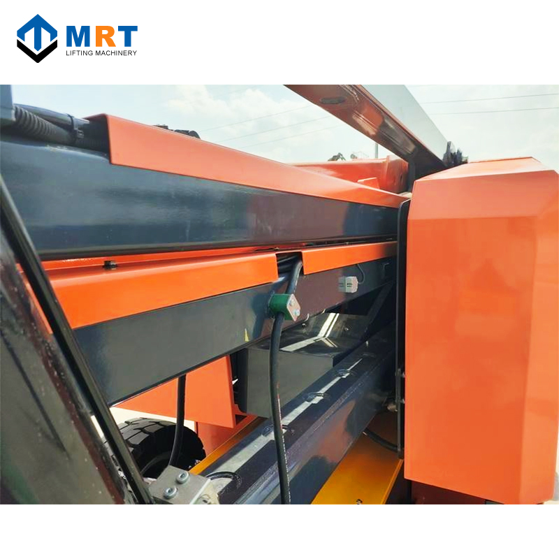 Mrt CE Hot Selling Product Working Platform Towable Articulated Boom Lift with Diesel Mobile Lift Platform Lift 12m 14m 18m 32m 36m 34m 360 Degree Rotation