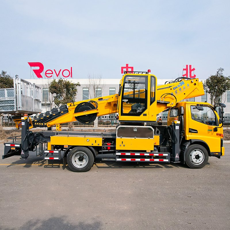 Customized OEM 30.5m 360 Degree Rotation Hydraulic Telescopic Aerial Work Platform Truck
