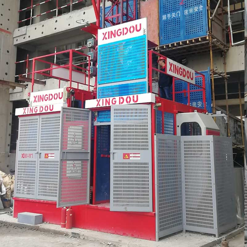 China Gjj Industrial Hoist Rack and Pinion External Mast Rope Cargo Temporary Elevator Construction Site Lift Price for Building/Material/Mast/Warehouse/Builder