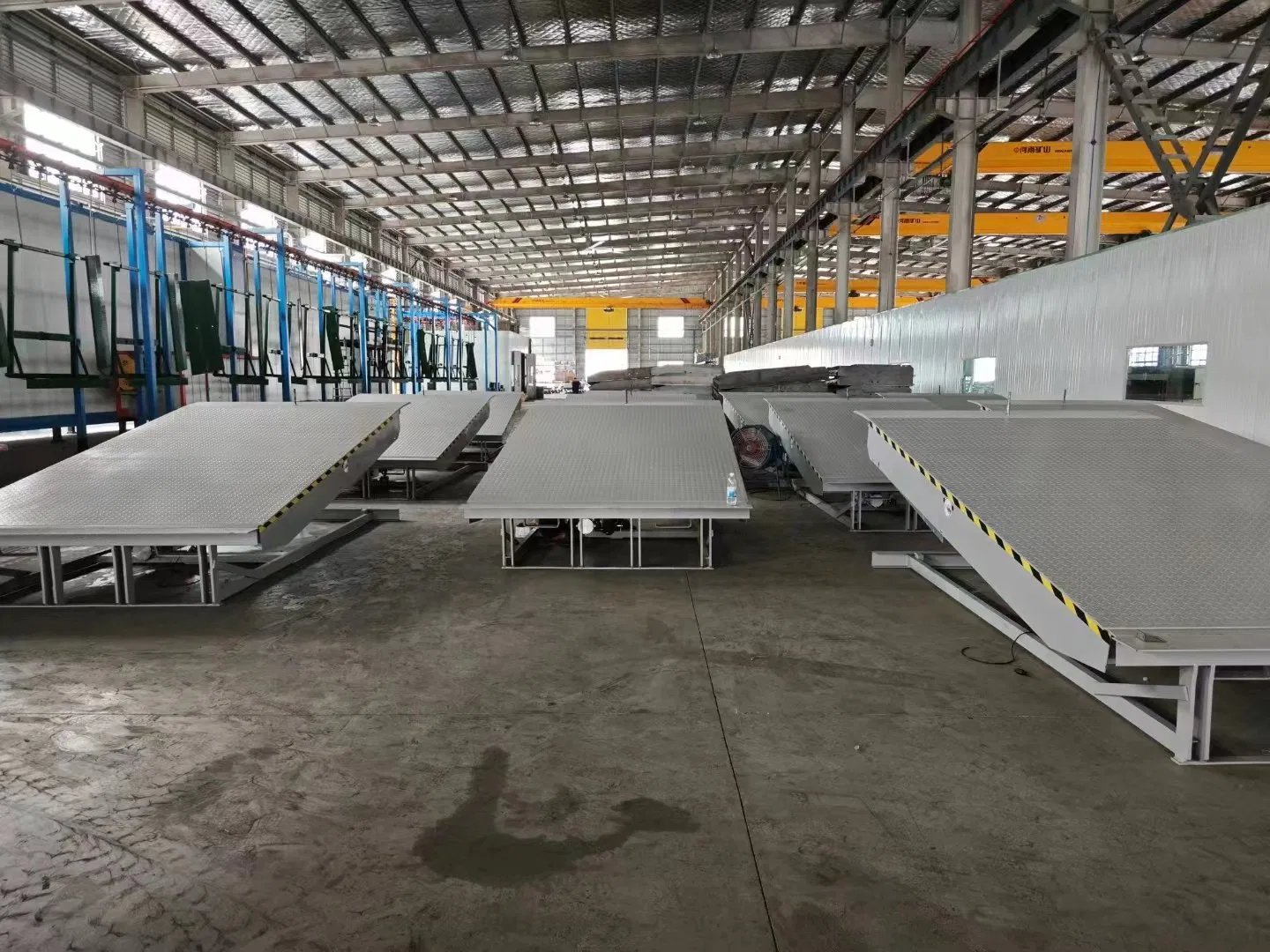 Hydraulic Dock Leveler Dynamic Load 6.8 Tons/ Static Load 13.6 Tons