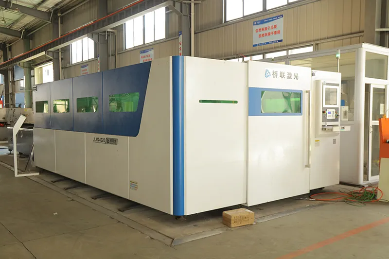 Aluminum Electric Vertical Lift 9