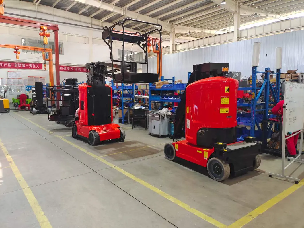 Self-Propelled Mast Lifts