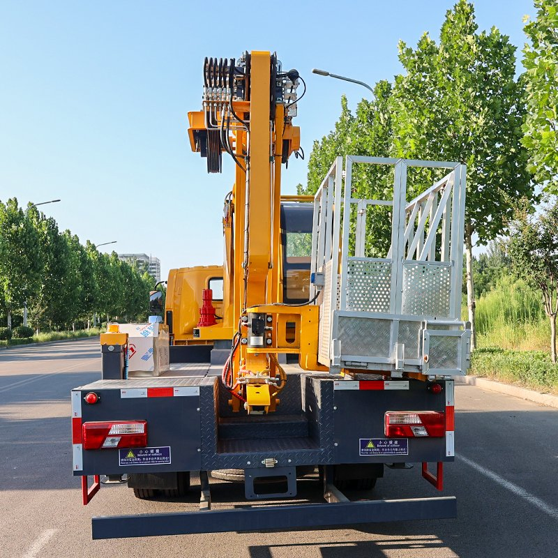 Customized OEM 30.5m 360 Degree Rotation Hydraulic Telescopic Aerial Work Platform Truck