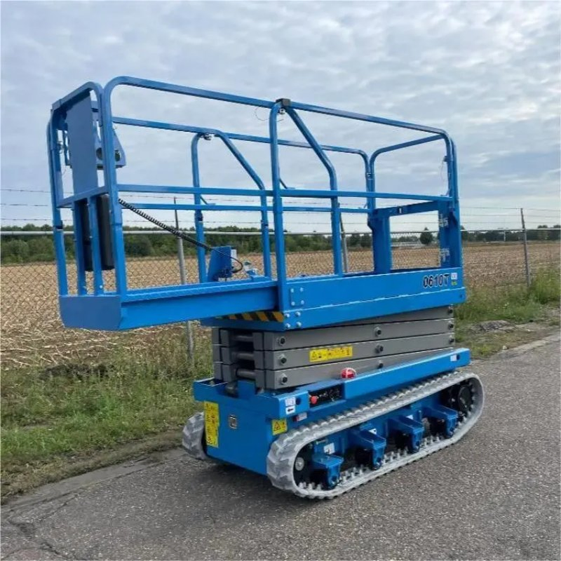 Factory Outlet 4m 6m 8m 10m 12m 500kg Rough Terrain Tracked Crawler Hydraulic Electric Scissor Lift for Sale