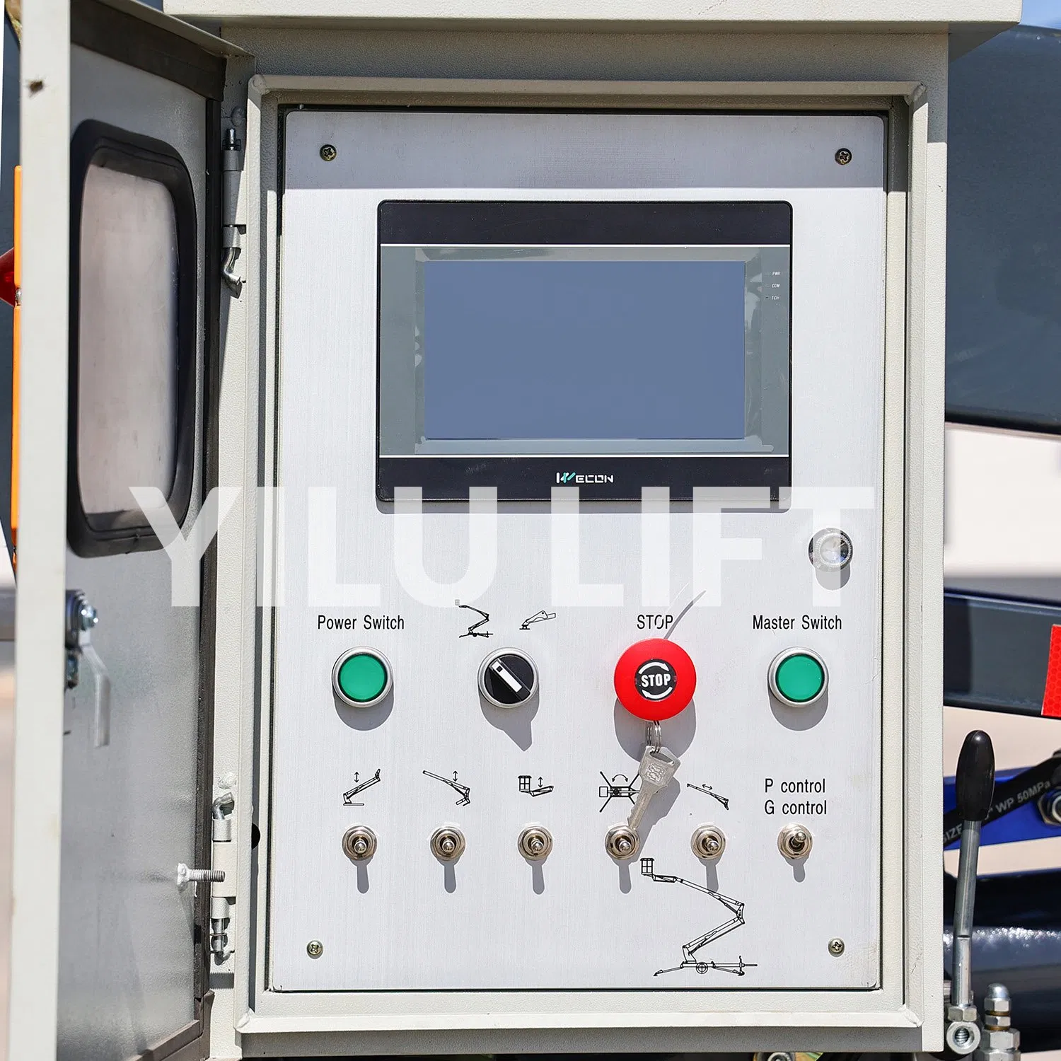 10m to 24m Electric Movable Aerial Manlift Cherry Picker with Towable Tow-Ball