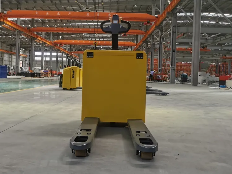 Electric Pallet Jack Operation