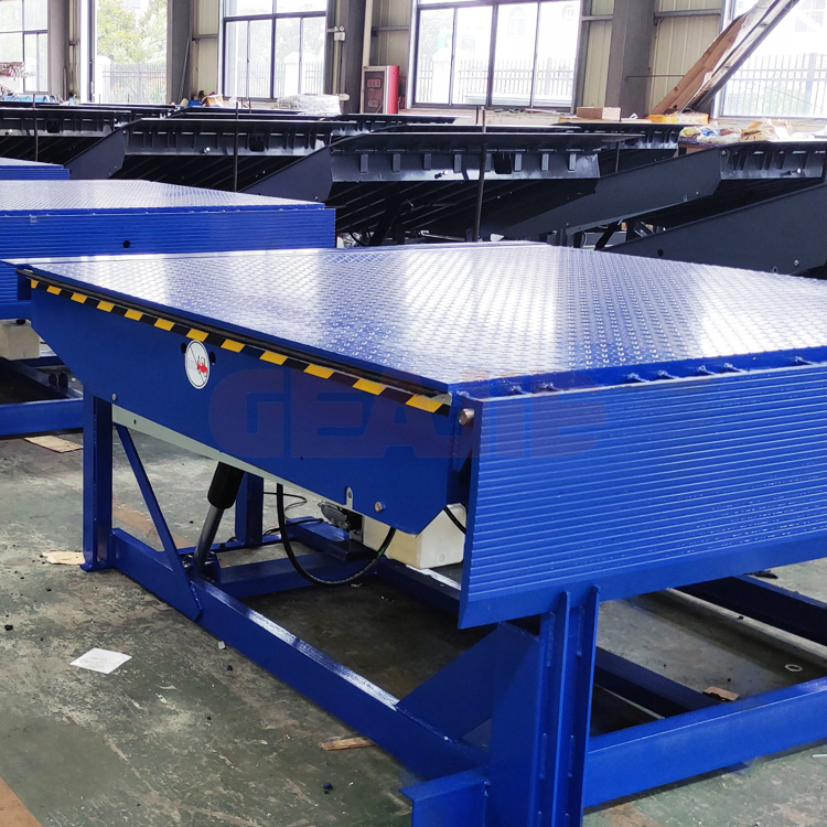 Hot Sale Electric Fast Delivery Warehouse Loading Dock Leveler Hydraulic for Truck