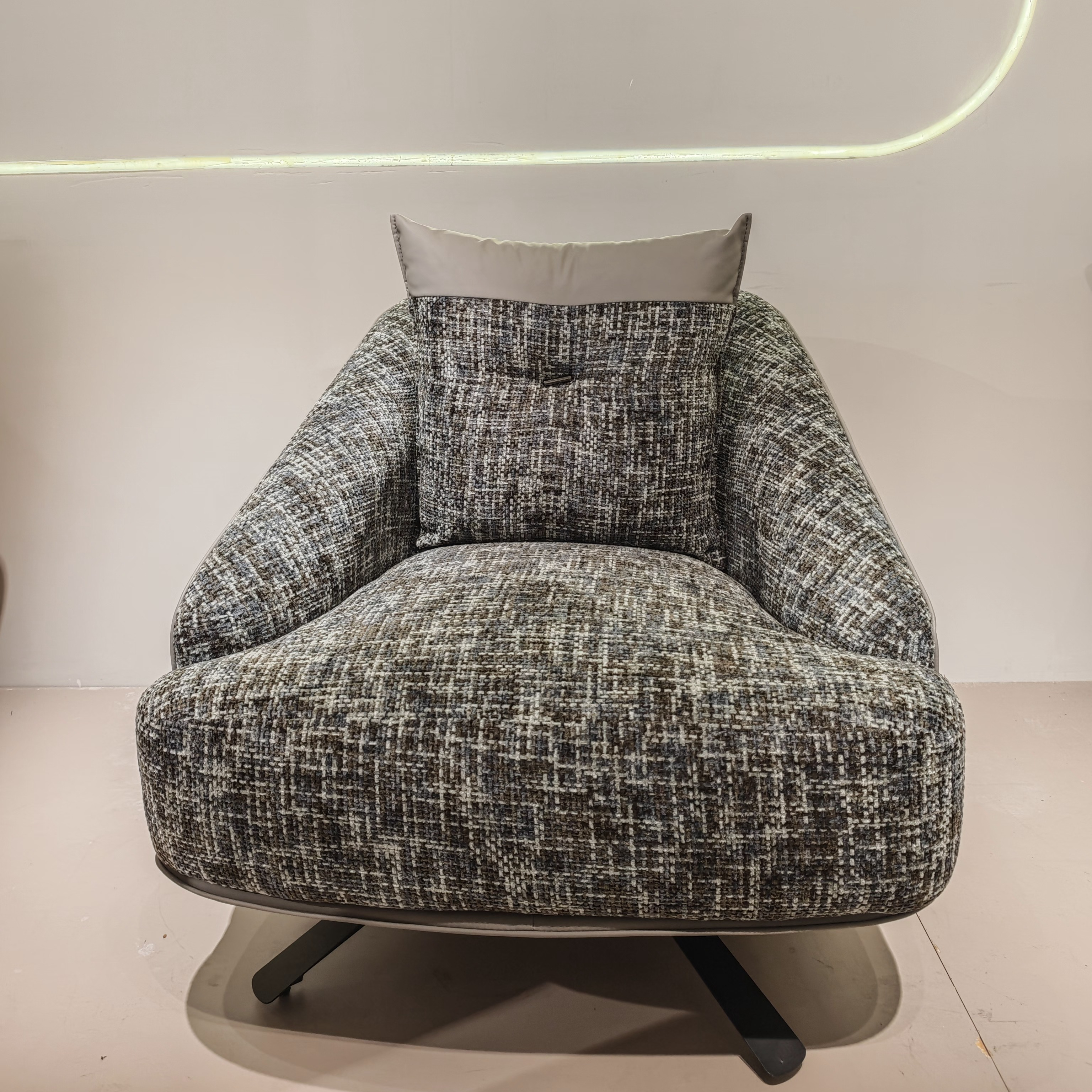 Modern Customized Color Accent Armchair Swivel Reclining Soft Ergonomic Leisure Chair Steel Frame Cotton Cover for Living Room