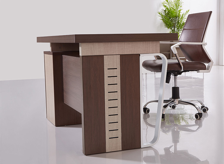 Desk Detail View 1