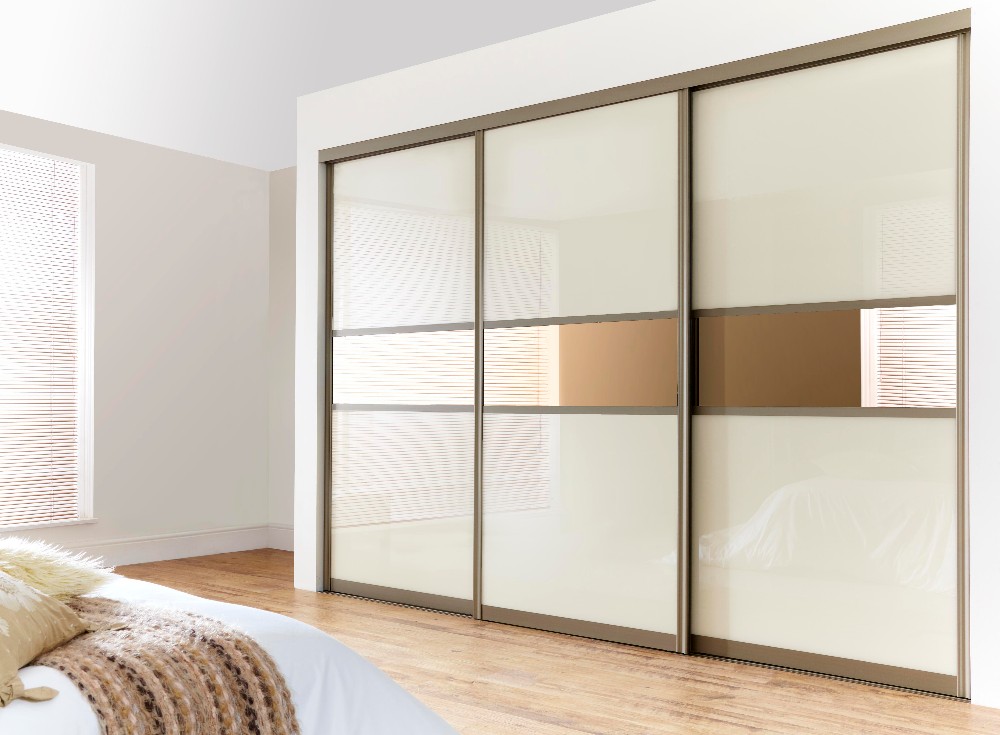 Sliding door wardrobe