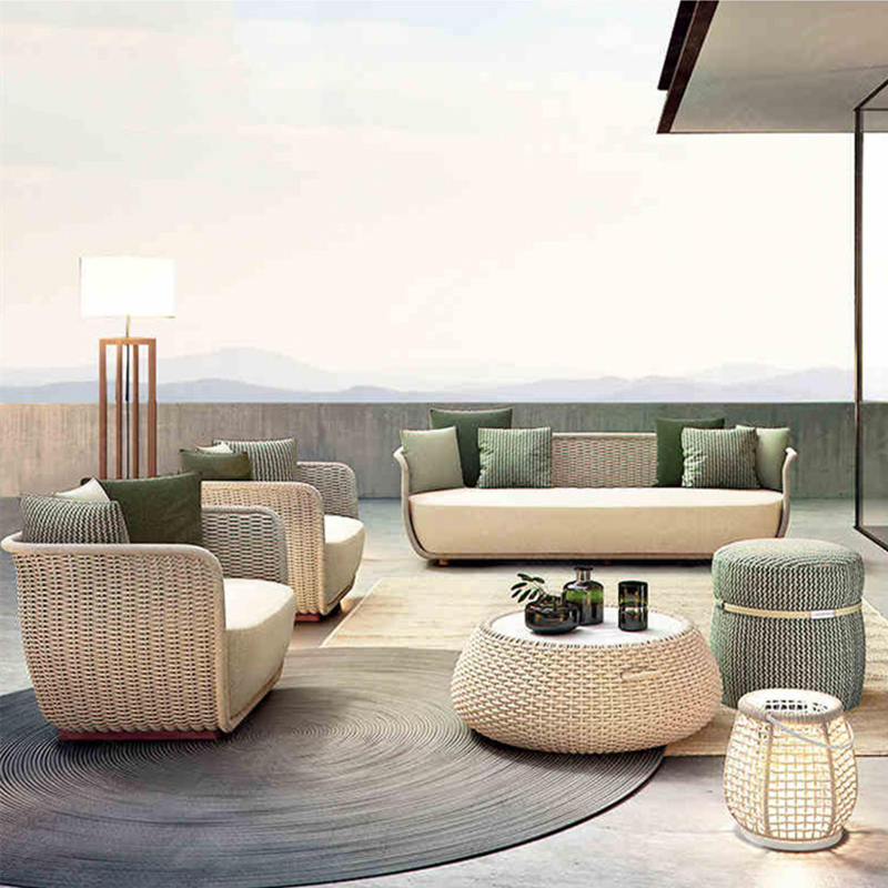 Hot Sales Modern Luxury Outdoor Rattan Sofa Set Comfortable Hotel &amp; Garden Furniture for Courtyards &amp; Parks-Factory New Design