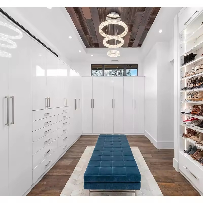 Modern Walk In Wardrobe - Smart Customizable Closet Organizer With Dressing Area Walk In Wardrobe