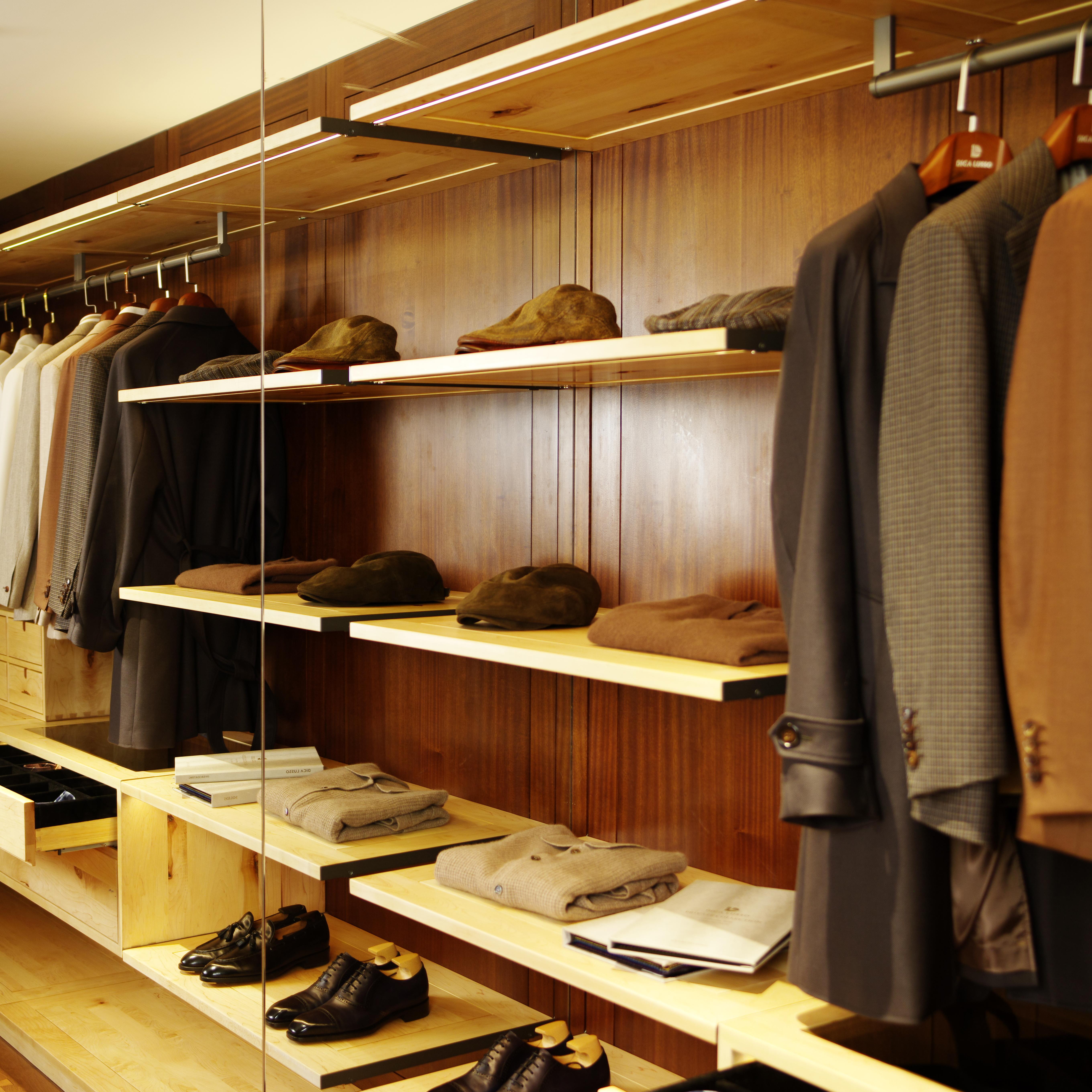Exhibition Hall Bedroom Solid Wood Wardrobe with Accessories Japanese Modern Design Walk-in Closet System