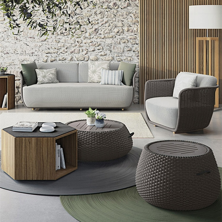 Hot Sales Modern Luxury Outdoor Rattan Sofa Set Comfortable Hotel &amp; Garden Furniture for Courtyards &amp; Parks-Factory New Design