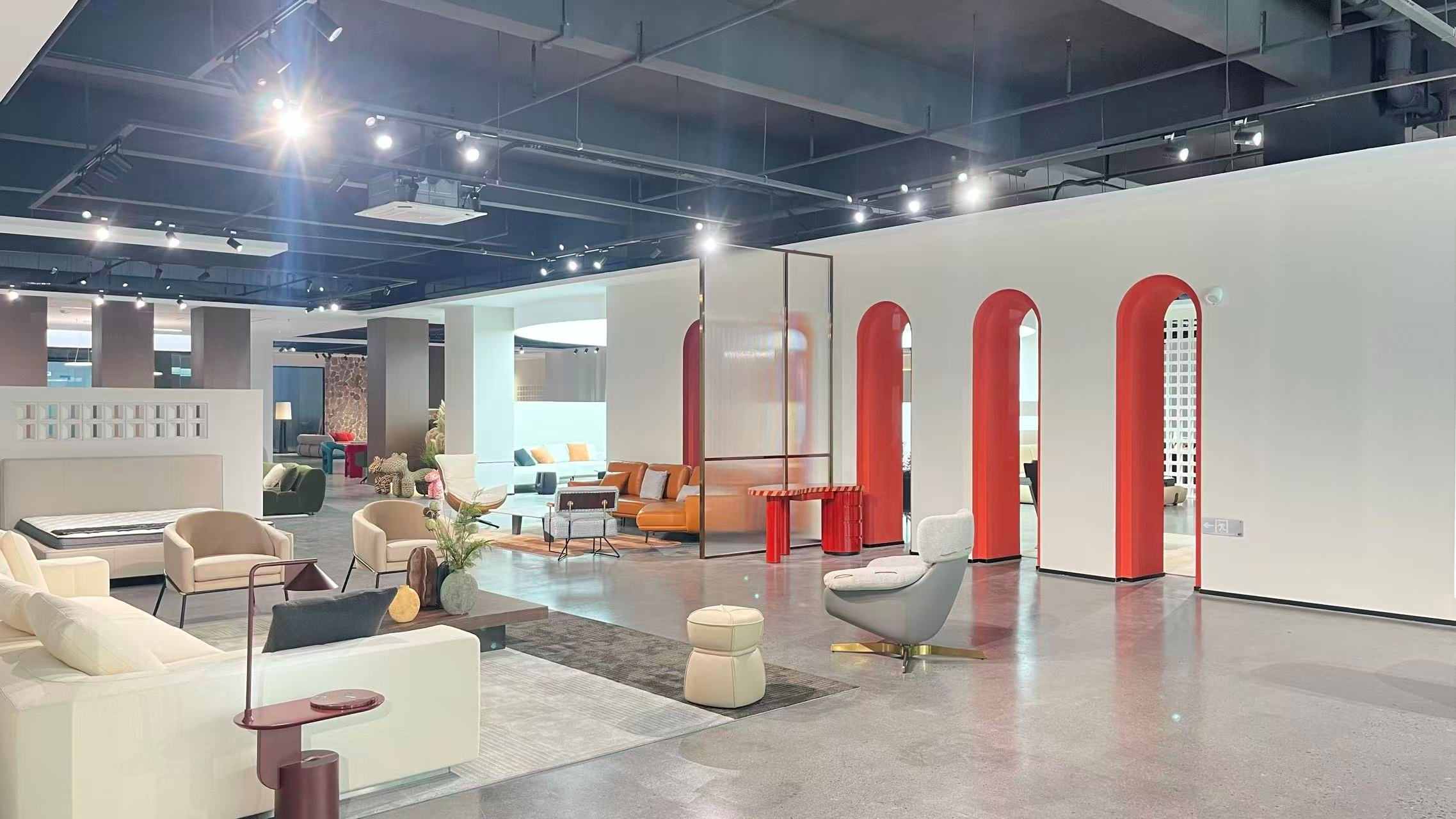 Guangdong Kallos House Co., Ltd. furniture factory interior showing production scale and craftsmanship